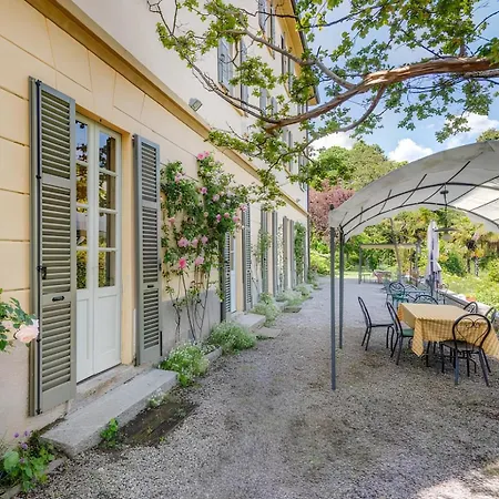 Corti Bed and Breakfast 3*