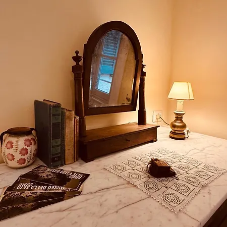 Corti فندق مبيت وإفطار كومو