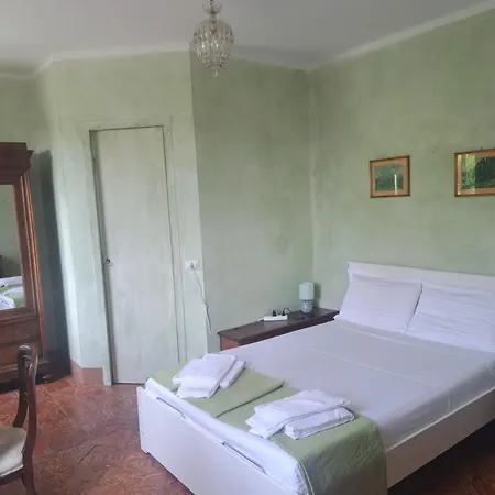 Corti Bed & Breakfast Como